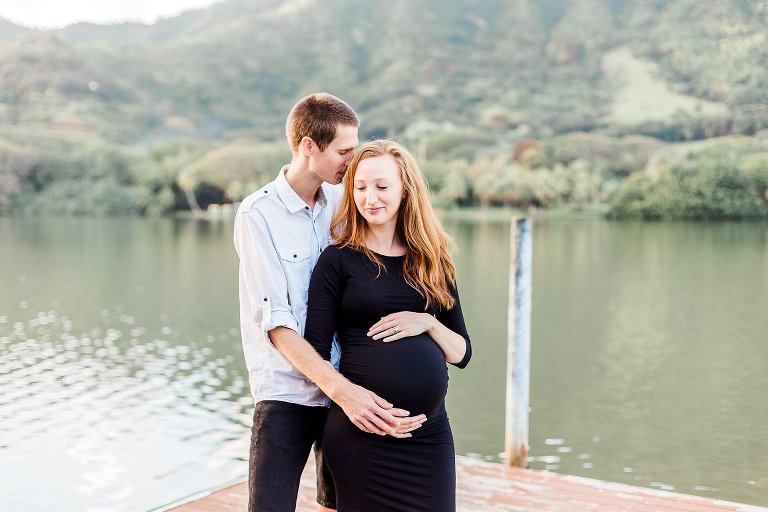 Oahu maternity photographer O'Leary