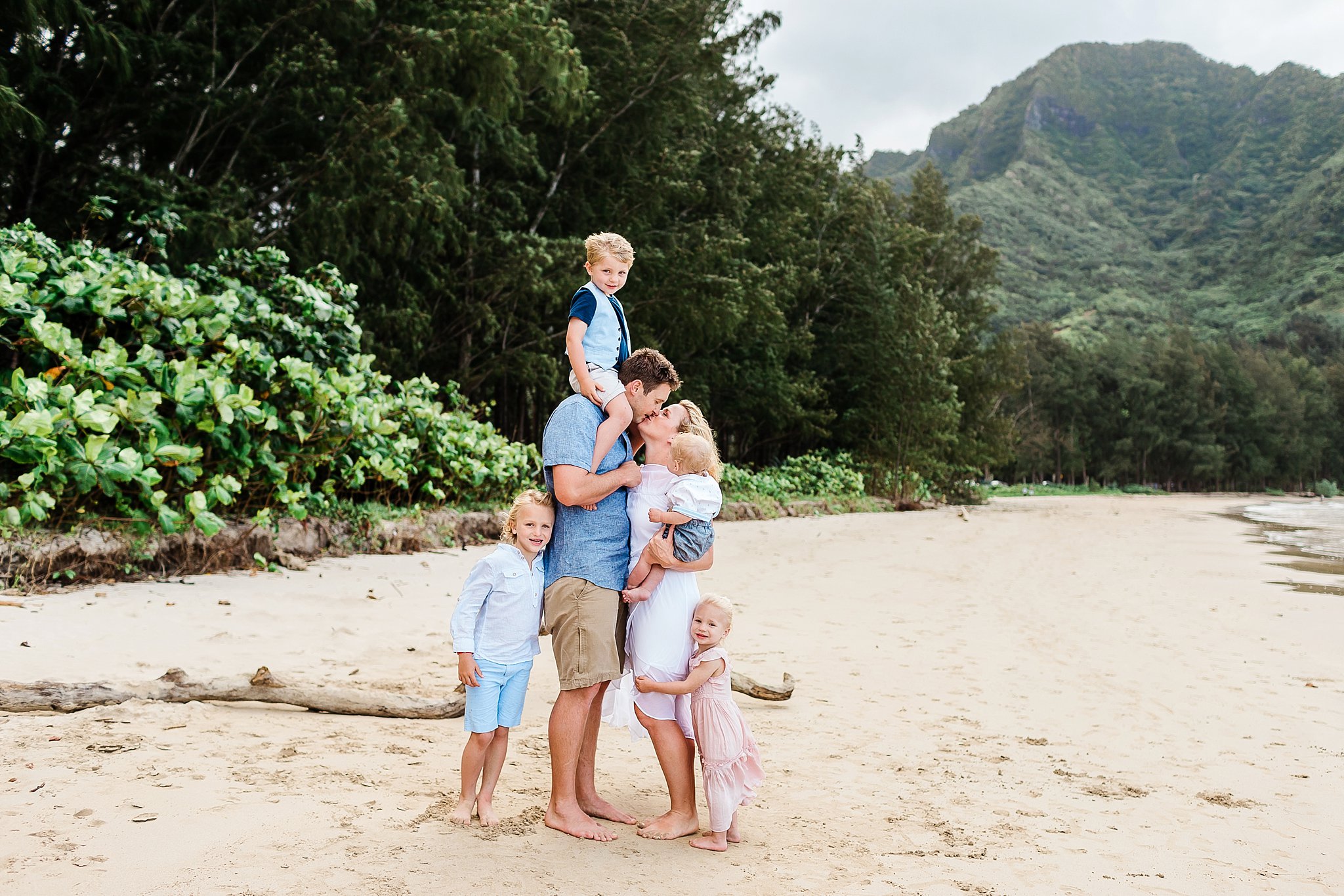 Local Oahu Family Photographer