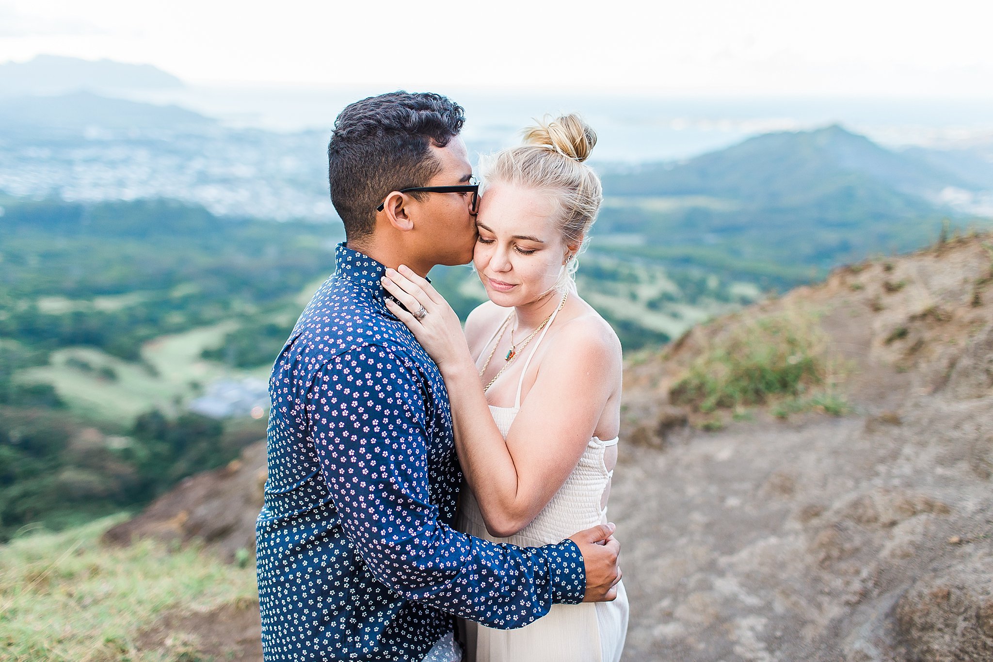 Hawaii Couples photographer